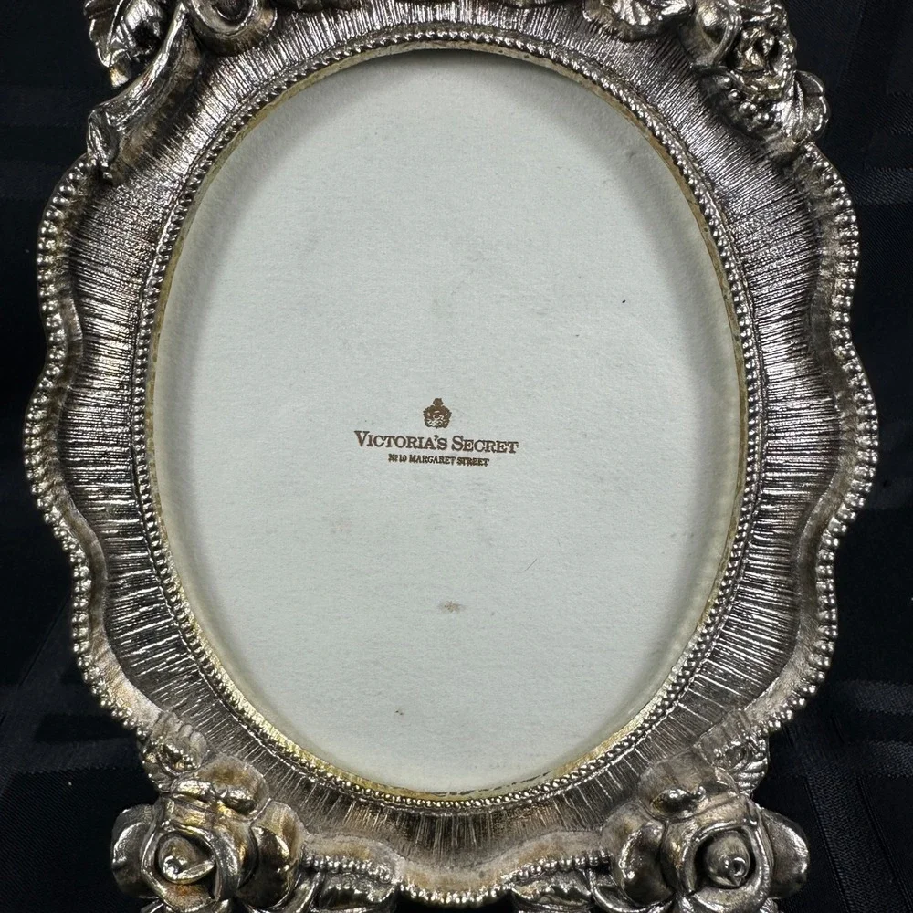 Victorias Secret Vintage Silver Rose Oval Picture‎ Frame Floral Ornate 5x7